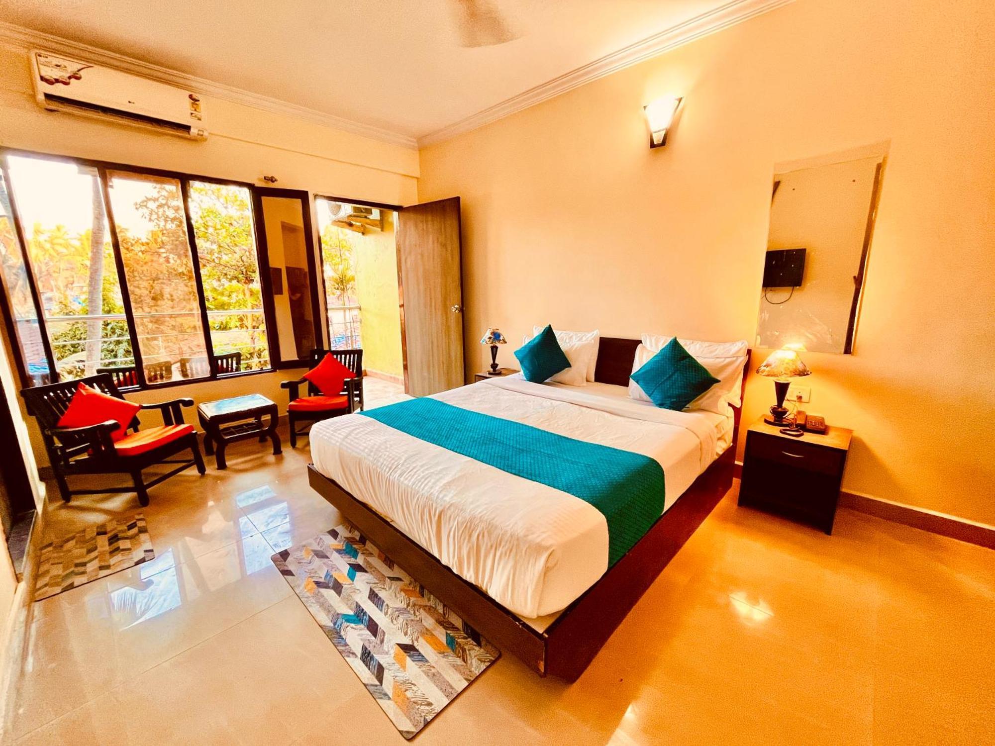 Summer Beach Resort, Goa - #Near Baga Beach #Swimming Pool #Garden #Bar #Lift #Premium Rooms #Property Of The Year #70565-84665 Calangute Dış mekan fotoğraf